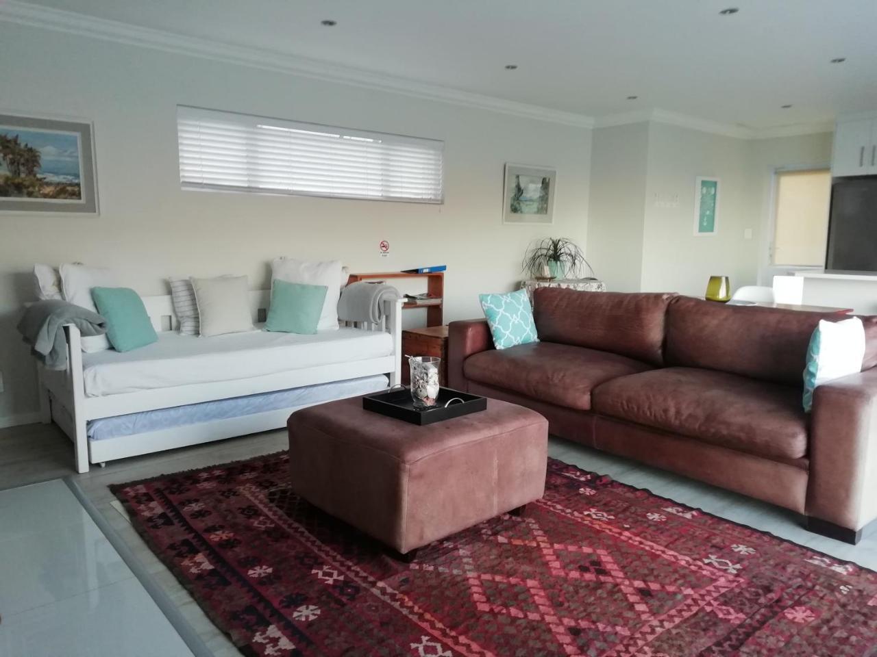 The View Apartments Fish Hoek Room photo